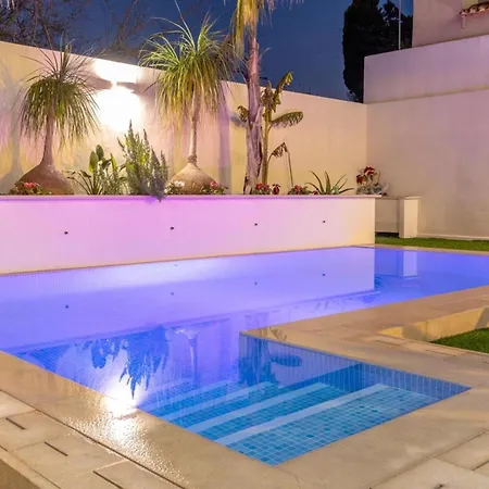 Beautiful Mallorca 3 Bedrooms Townhouse Memories Walking Distance To Town Square Private Pool