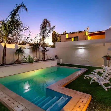 Beautiful Mallorca 3 Bedrooms Townhouse Memories Walking Distance To Town Square Private Pool 빌라 *